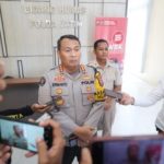jatim-terjunkan-tim-backup-polres-mojokerto-selediki-ledakan-di-puri-img-20250113-wa0173-340x240